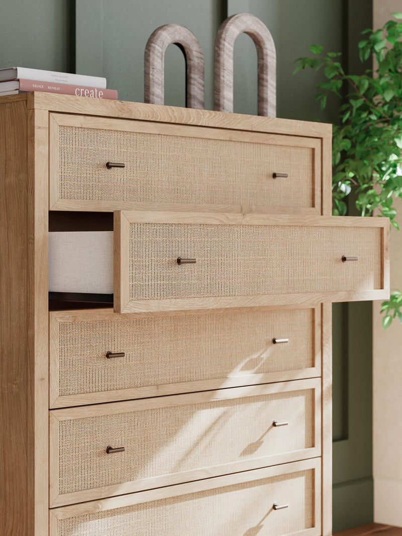 Cielden Chest of Drawers