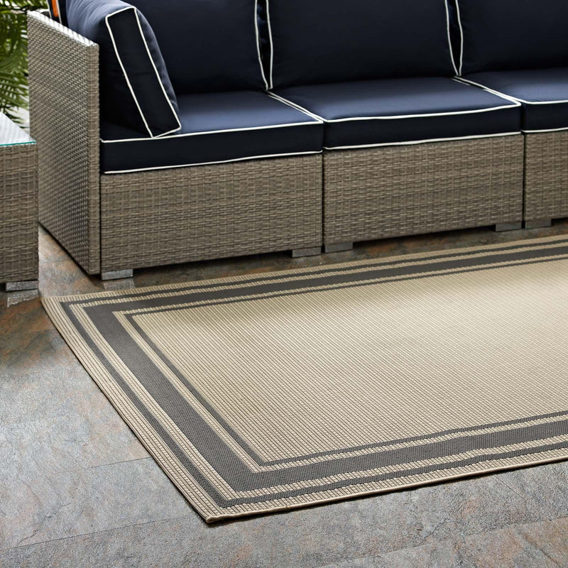 Rim Solid Border 8x10 Indoor and Outdoor Area Rug