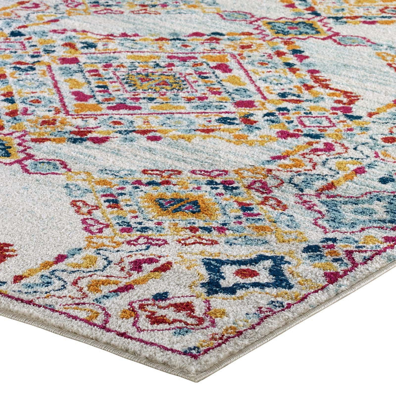 Entourage Khalida Distressed Vintage Floral Lattice 5x8 Area Rug