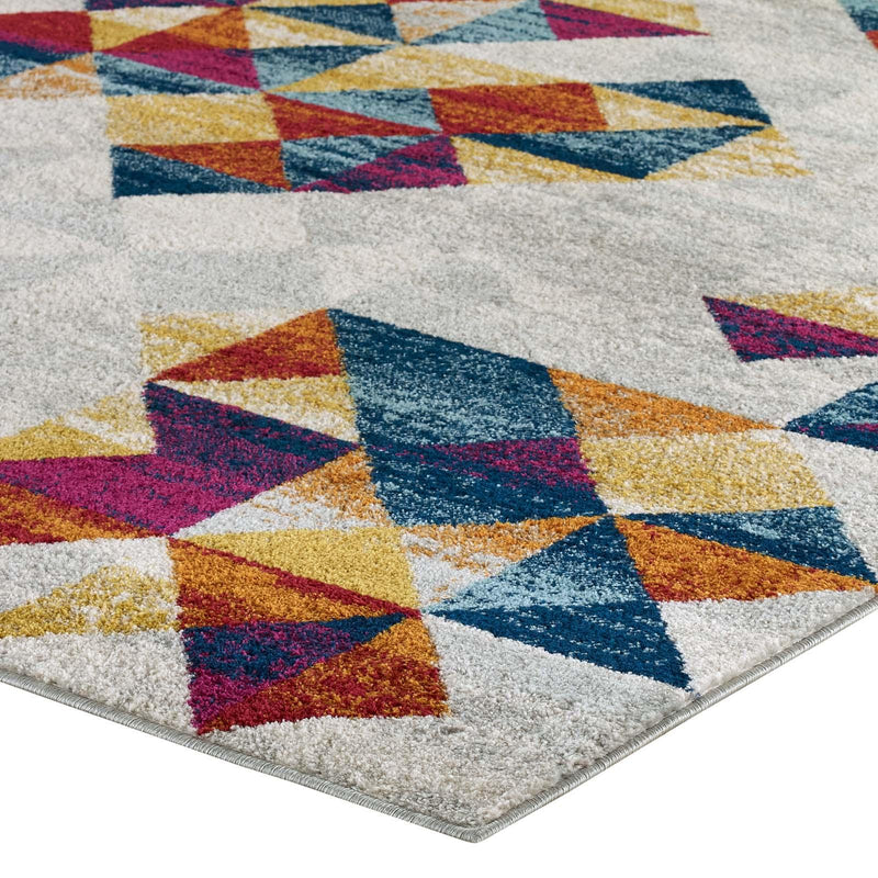 Entourage Elettra Distressed Geometric Triangle Mosaic 5x8 Area Rug