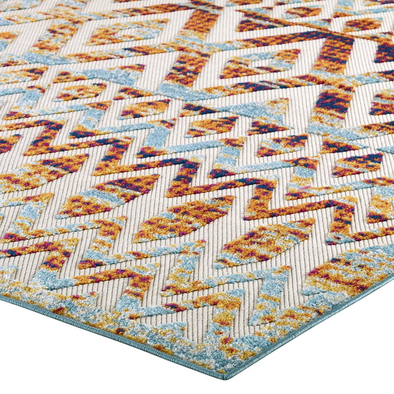 Reflect Tamako Diamond and Chevron Moroccan Trellis 8x10 Indoor / Outdoor Area Rug